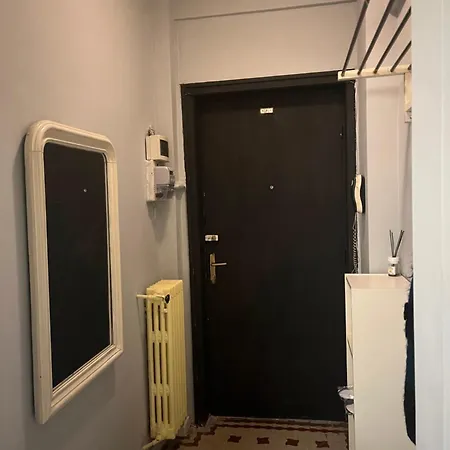 Comfortable Downtown Flat *