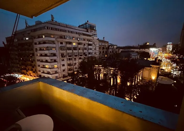 Comfortable Downtown Flat דירה בוקרשט